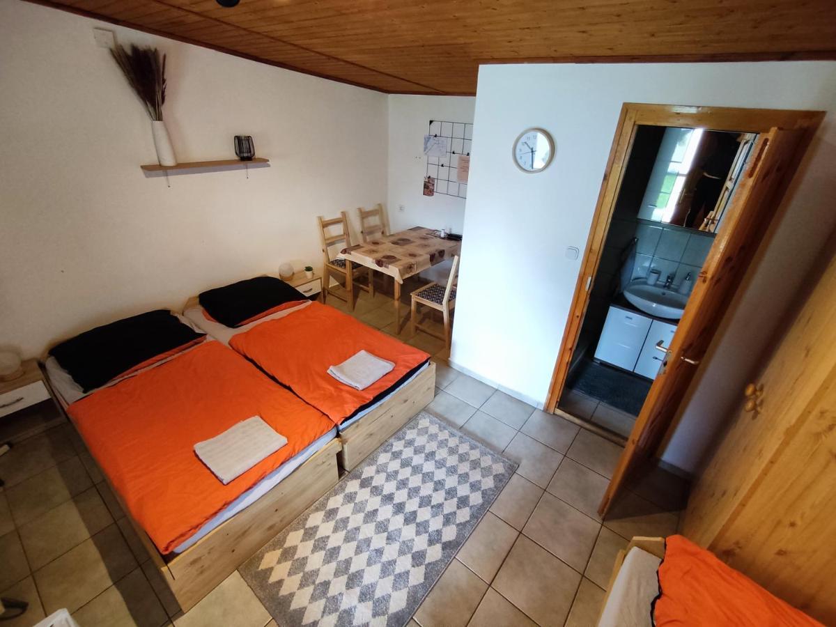 Suello Feszek Apartman Apartment Tiszafured Ngoại thất bức ảnh