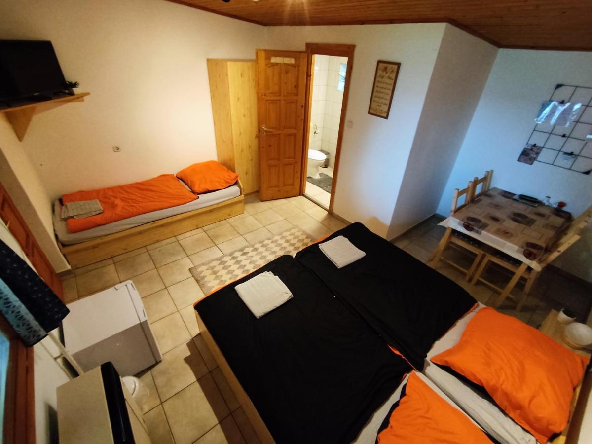 Suello Feszek Apartman Apartment Tiszafured Ngoại thất bức ảnh